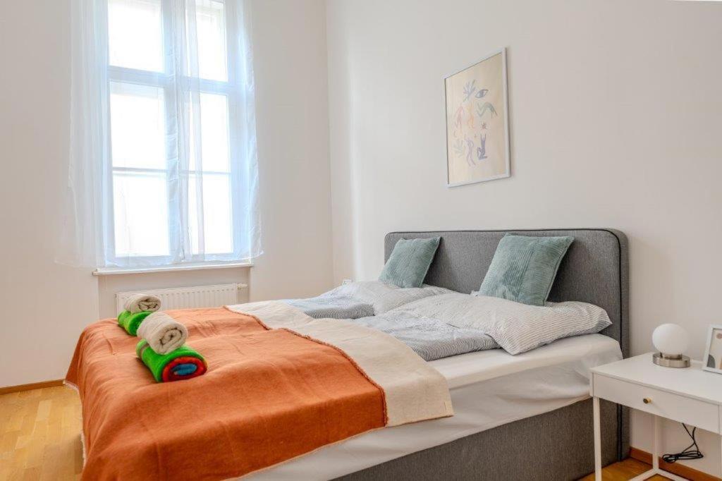 Deluxe Apartments Near The Center Krems an der Donau Buitenkant foto
